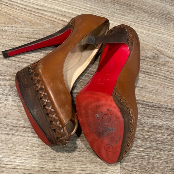 Heels - Picture 9 of 12